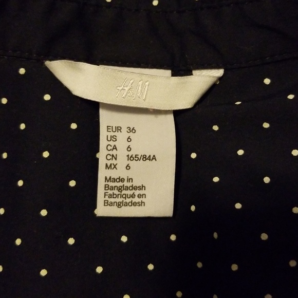 ✔H & M Navy Blue Dress Shirt - Picture 3 of 3